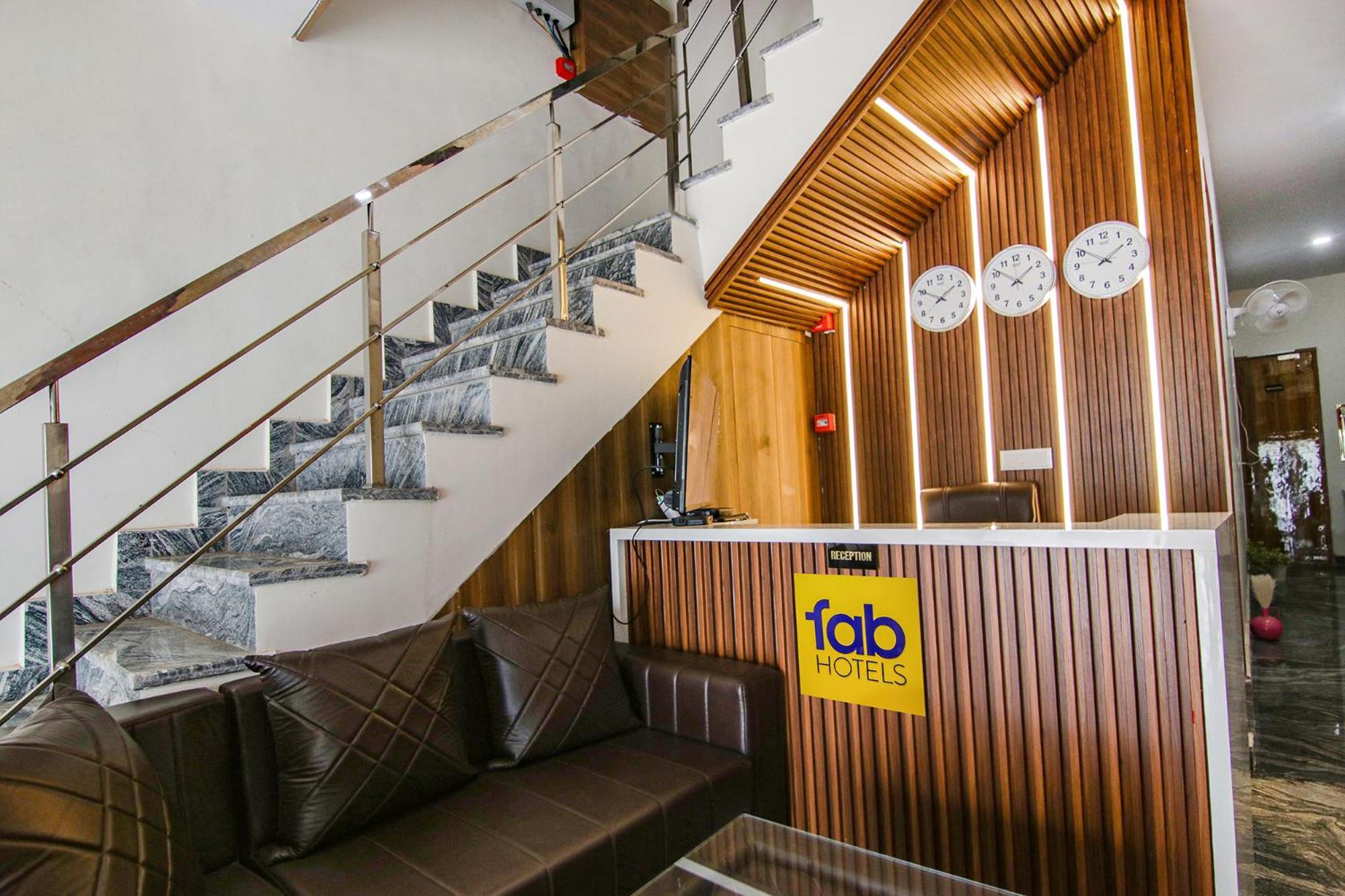 Fabhotel Hc South Crown Mohali Ngoại thất bức ảnh