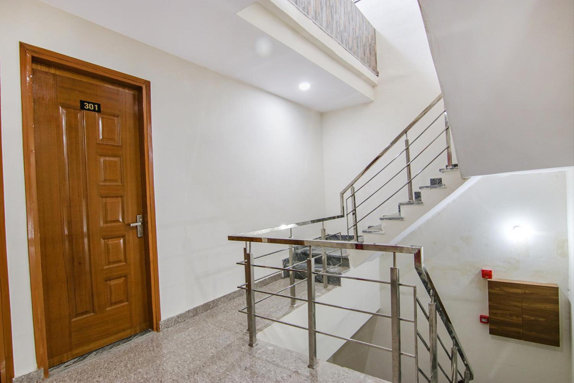 Fabhotel Hc South Crown Mohali Ngoại thất bức ảnh